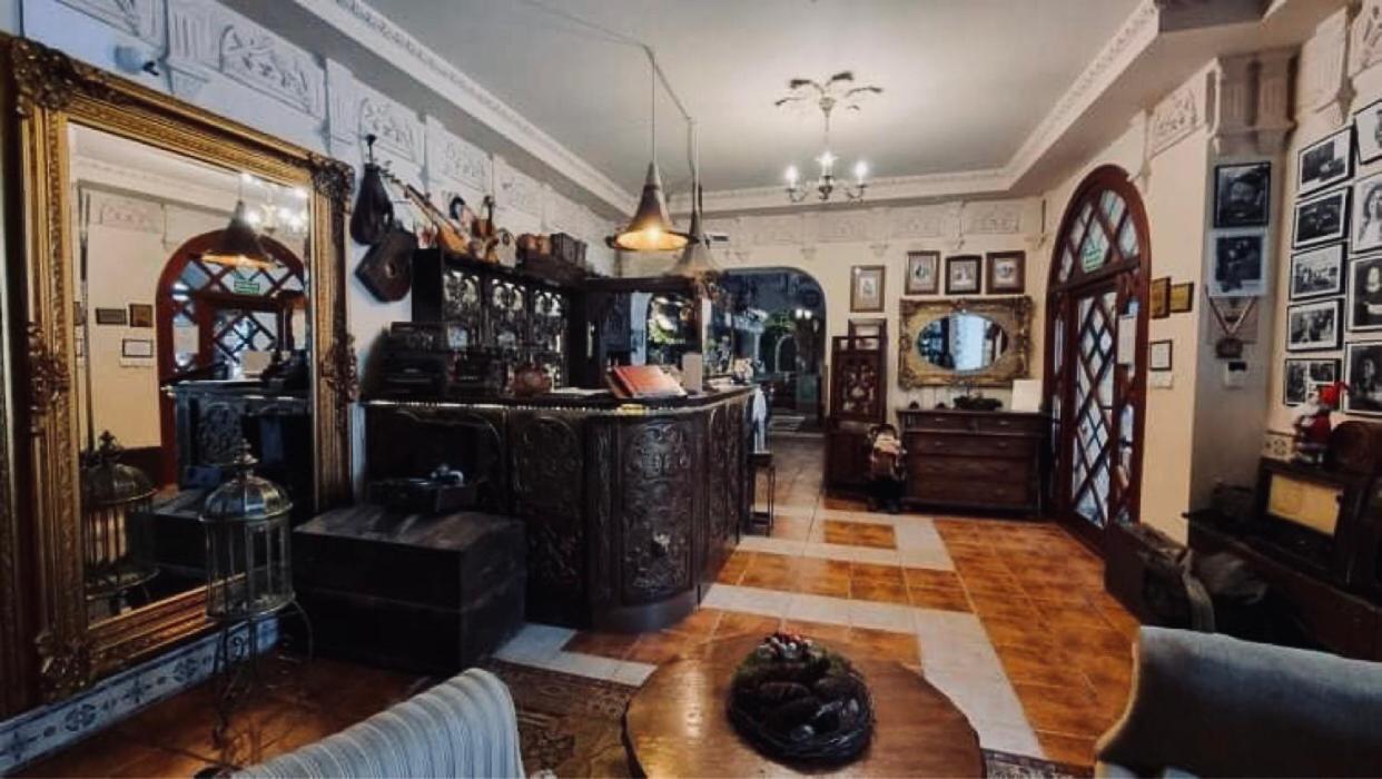 Dwor Boratyn Bed & Breakfast Екстериор снимка