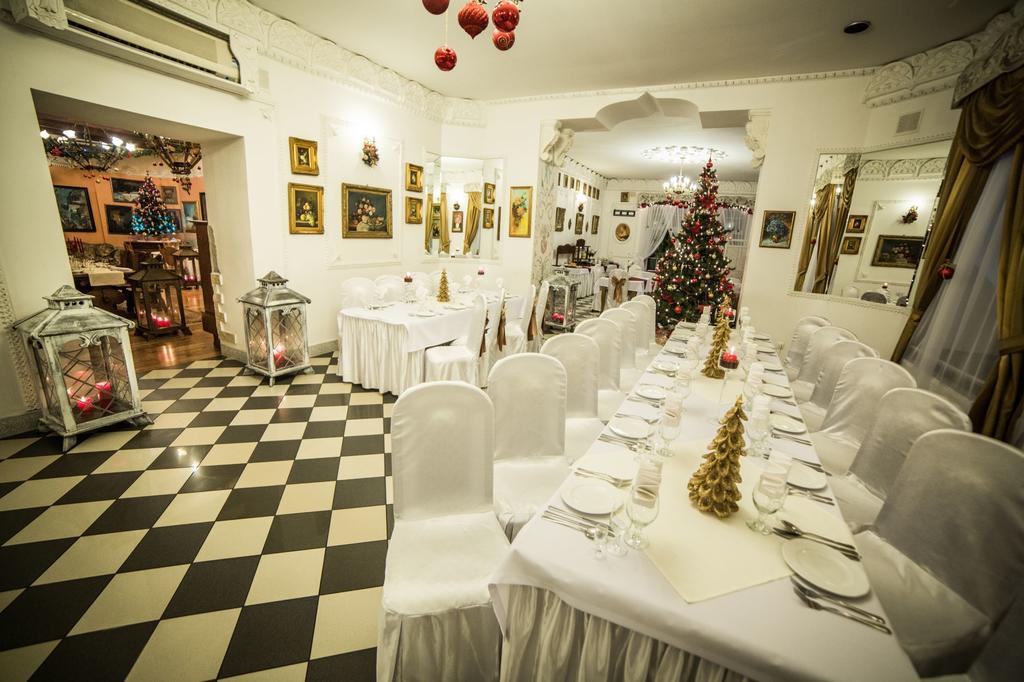Dwor Boratyn Bed & Breakfast Екстериор снимка