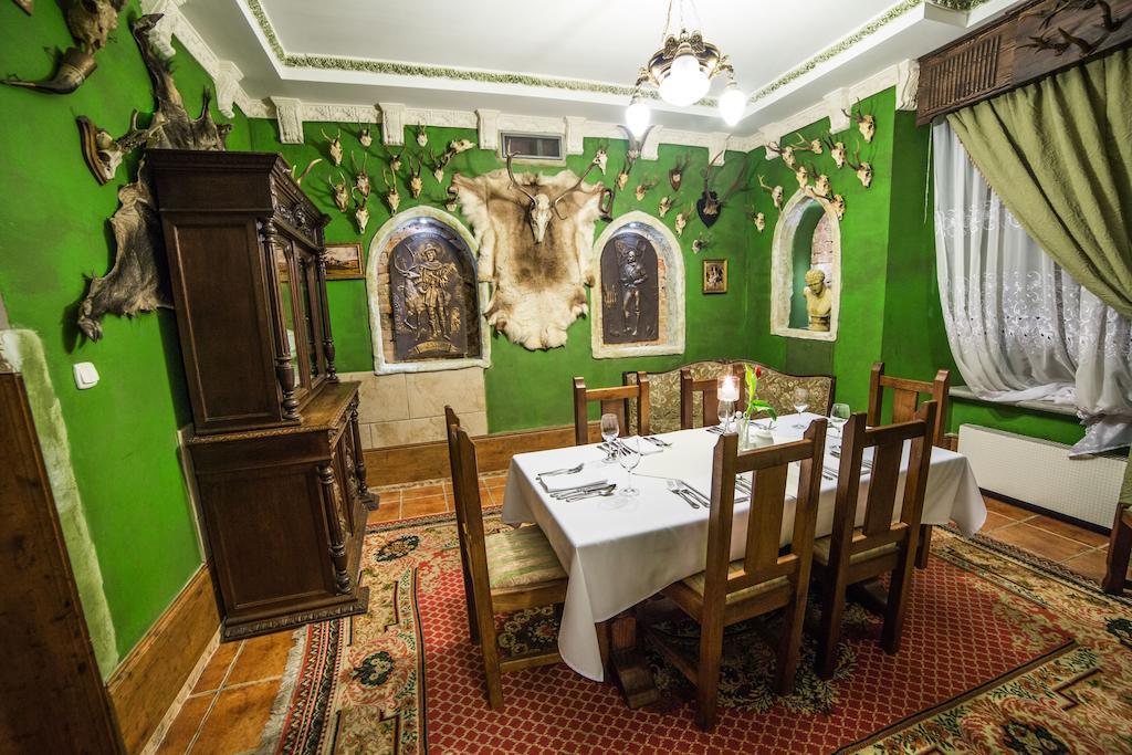 Dwor Boratyn Bed & Breakfast Екстериор снимка