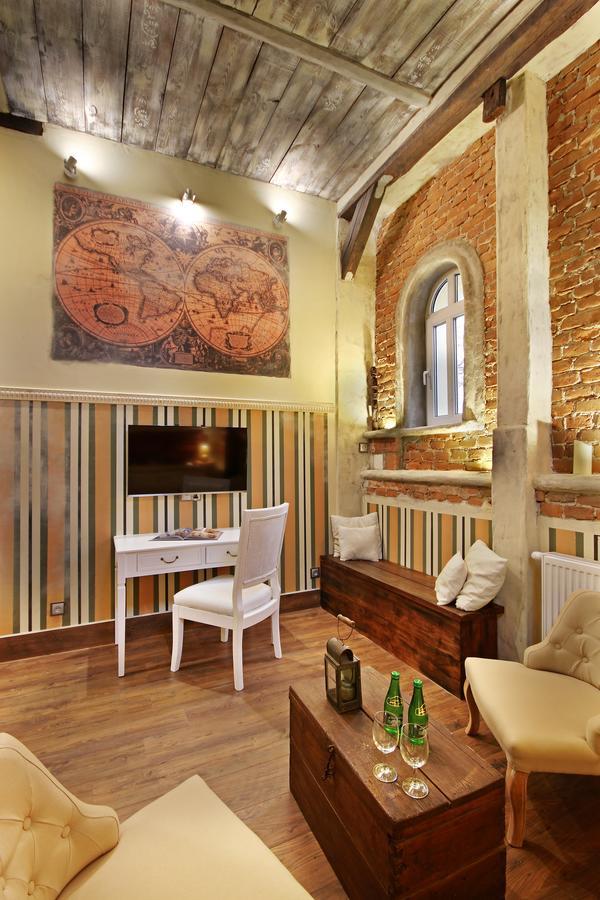 Dwor Boratyn Bed & Breakfast Екстериор снимка